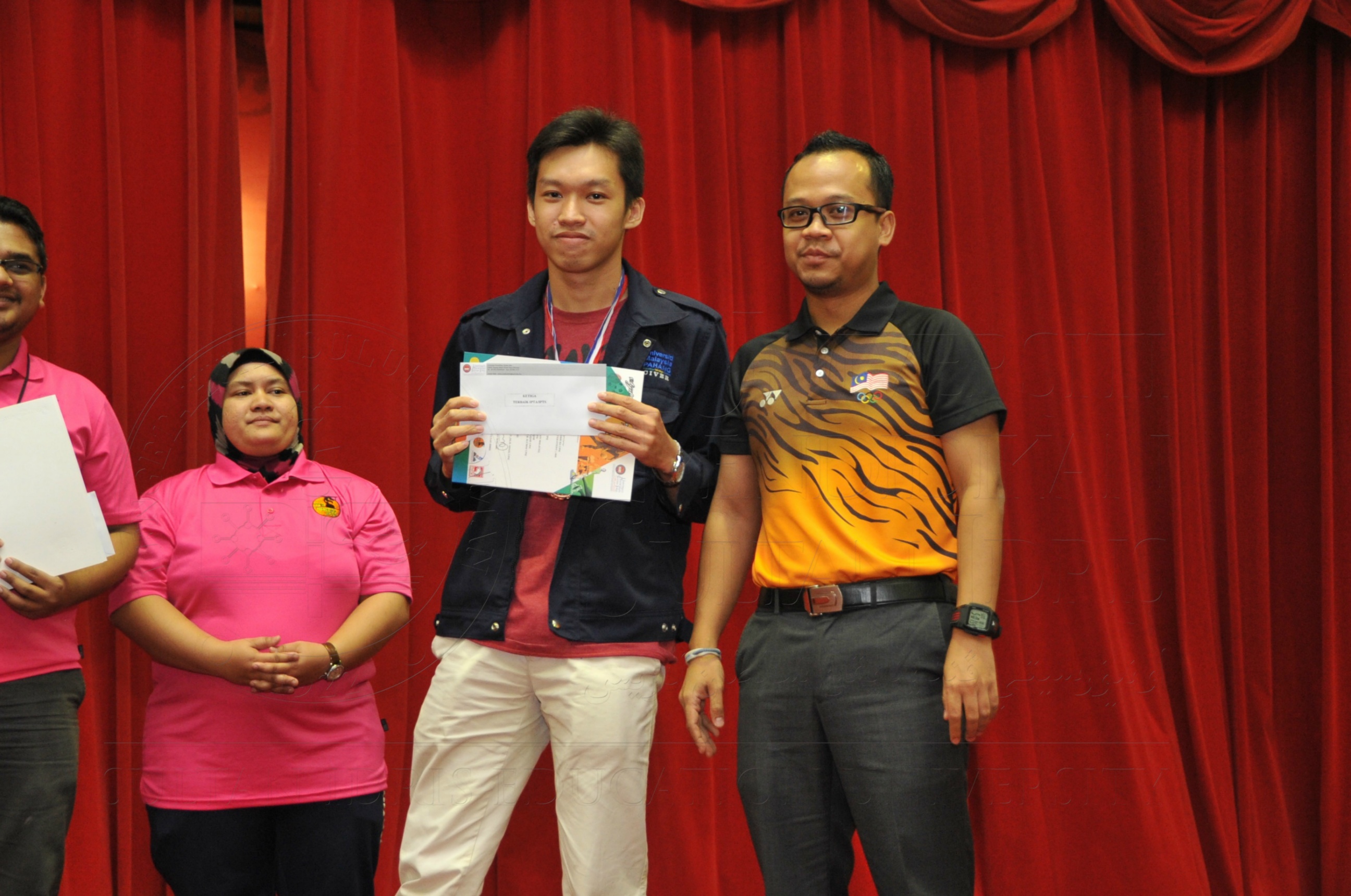 PRO15 158 CATUR HAS 9511